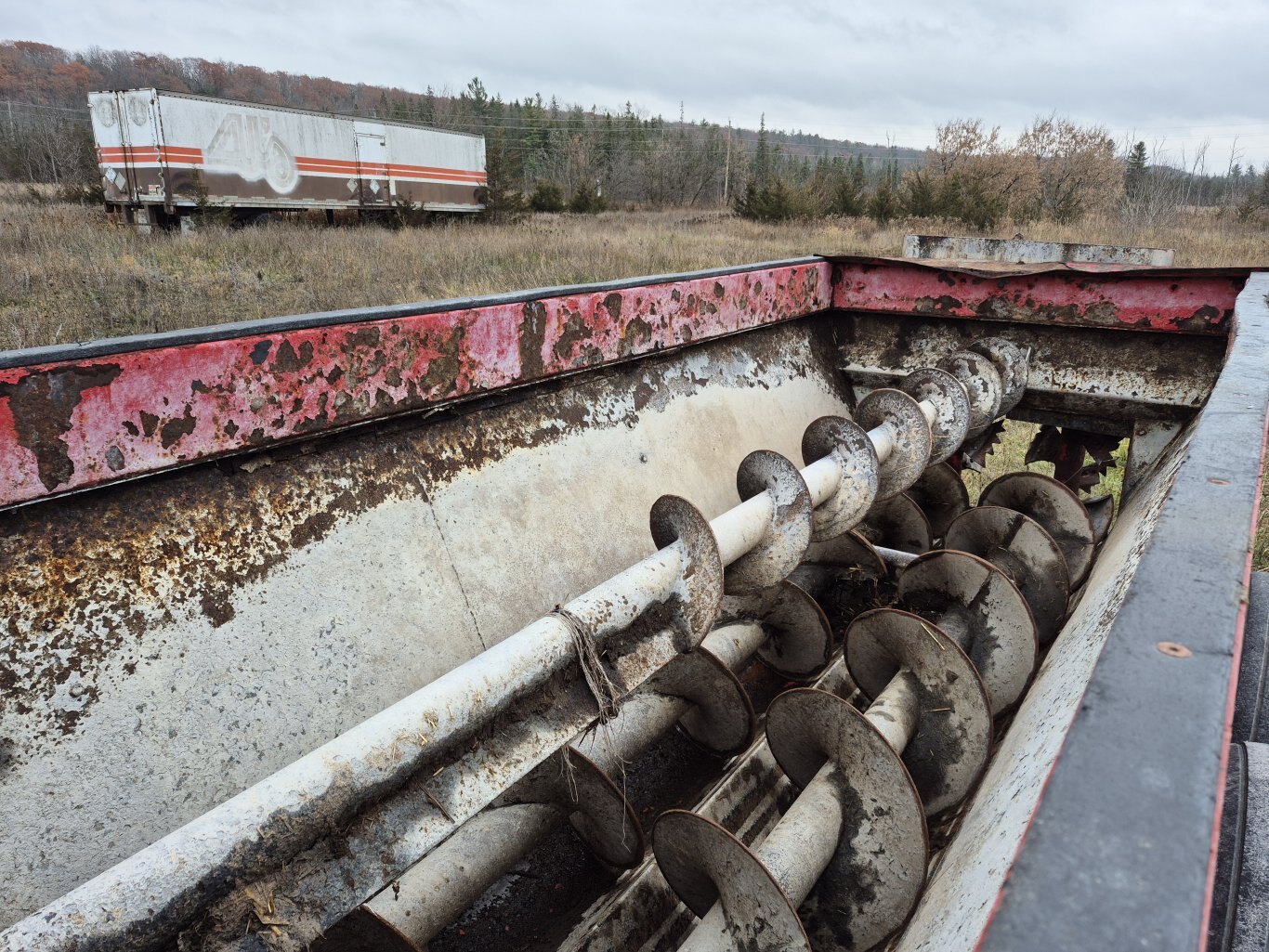 2016 Meyer V Max 3245 vertical beater manure spreader