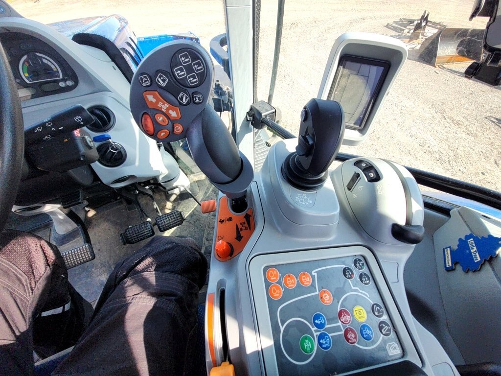2018 New Holland T6.145 Dynamic Command 50 KPH