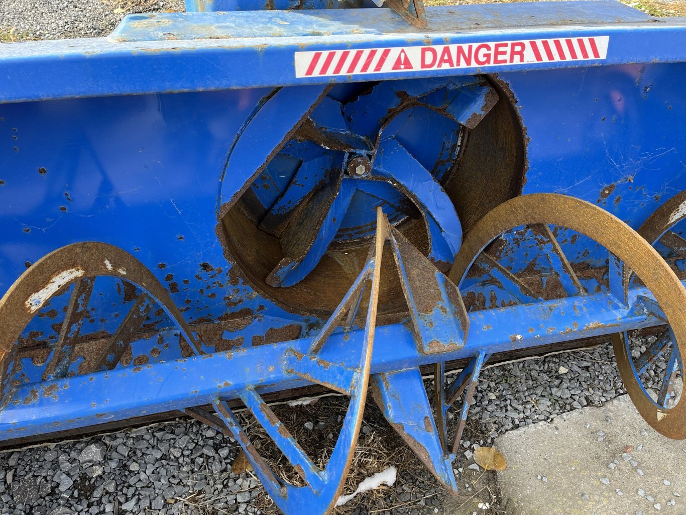 Pronovost P 860 92 snow blower