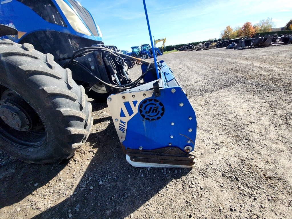 2020 Roberge 32 7 12 IHD R42 expandable snow blade