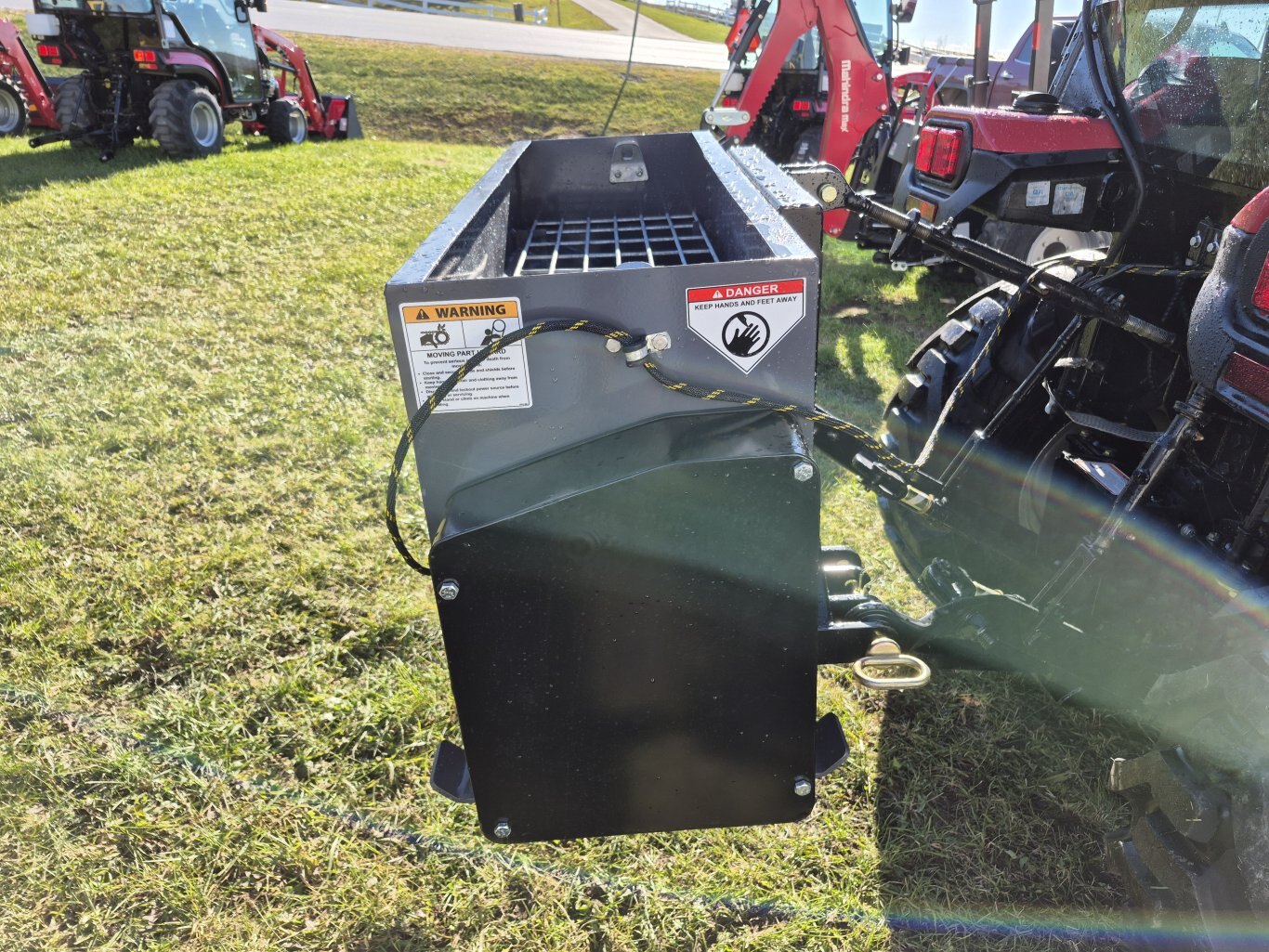 NEW Bauman 440E drop spreader