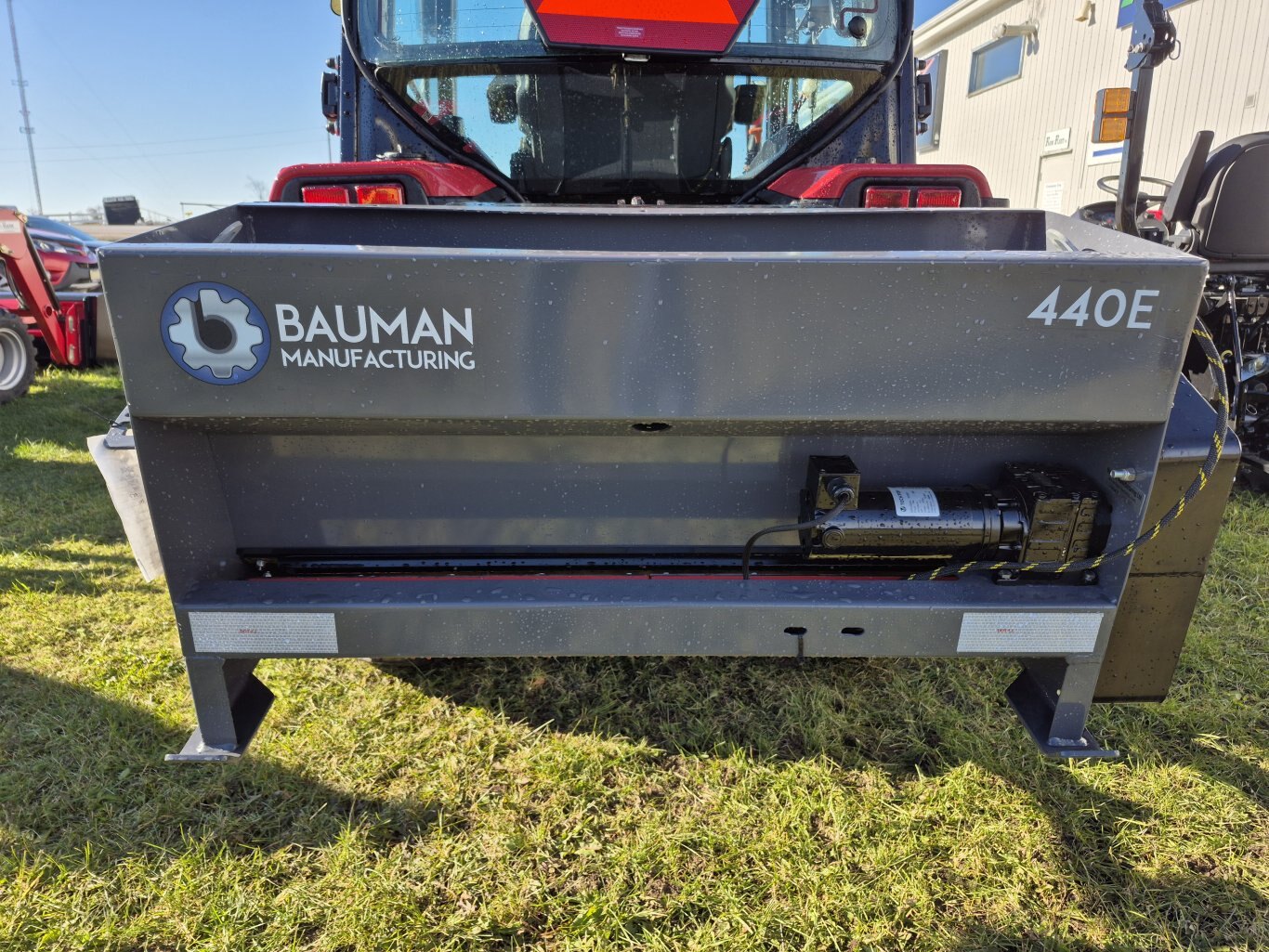 NEW Bauman 440E drop spreader