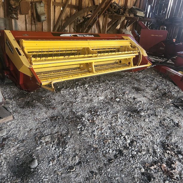 2007 New Holland 1465 haybine