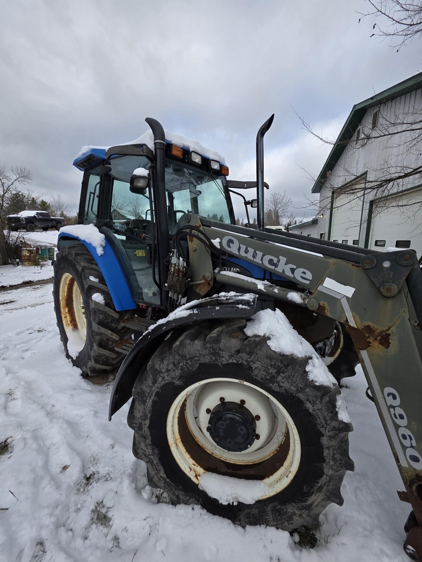 2002 New Holland TS110
