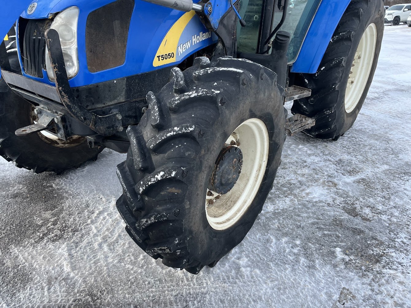 2011 New Holland T5050