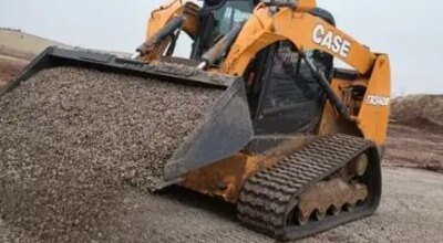 Case IH B Series Compact Track Loaders TR310B