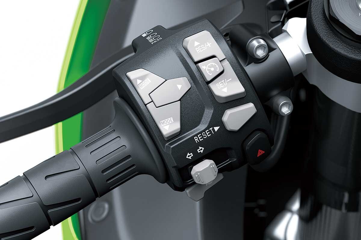 2026 Kawasaki NINJA ZX 10R Metallic Matte Graphenesteel Gray / Metallic Spark Black / Pearl Storm Gray