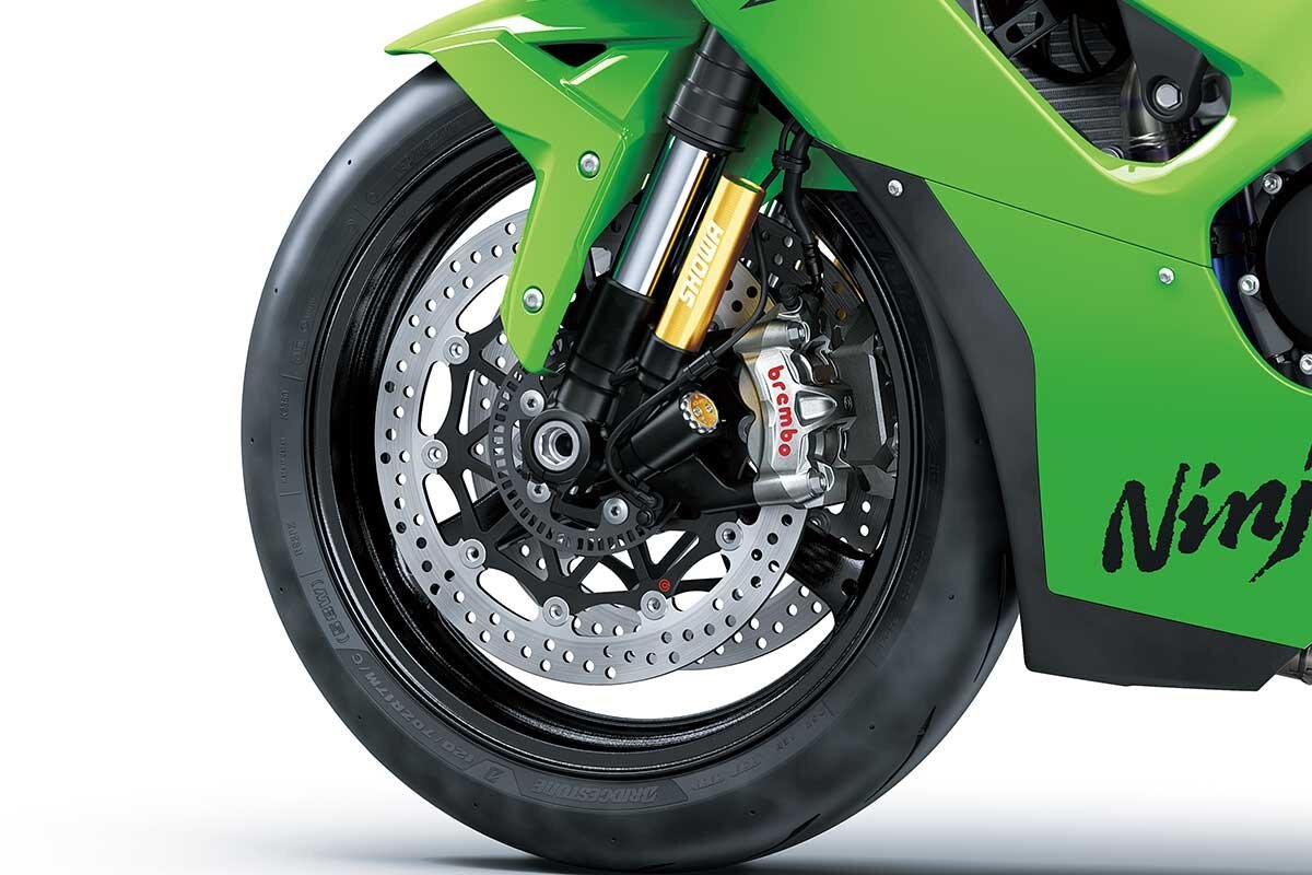 2026 Kawasaki NINJA ZX 10R Metallic Matte Graphenesteel Gray / Metallic Spark Black / Pearl Storm Gray