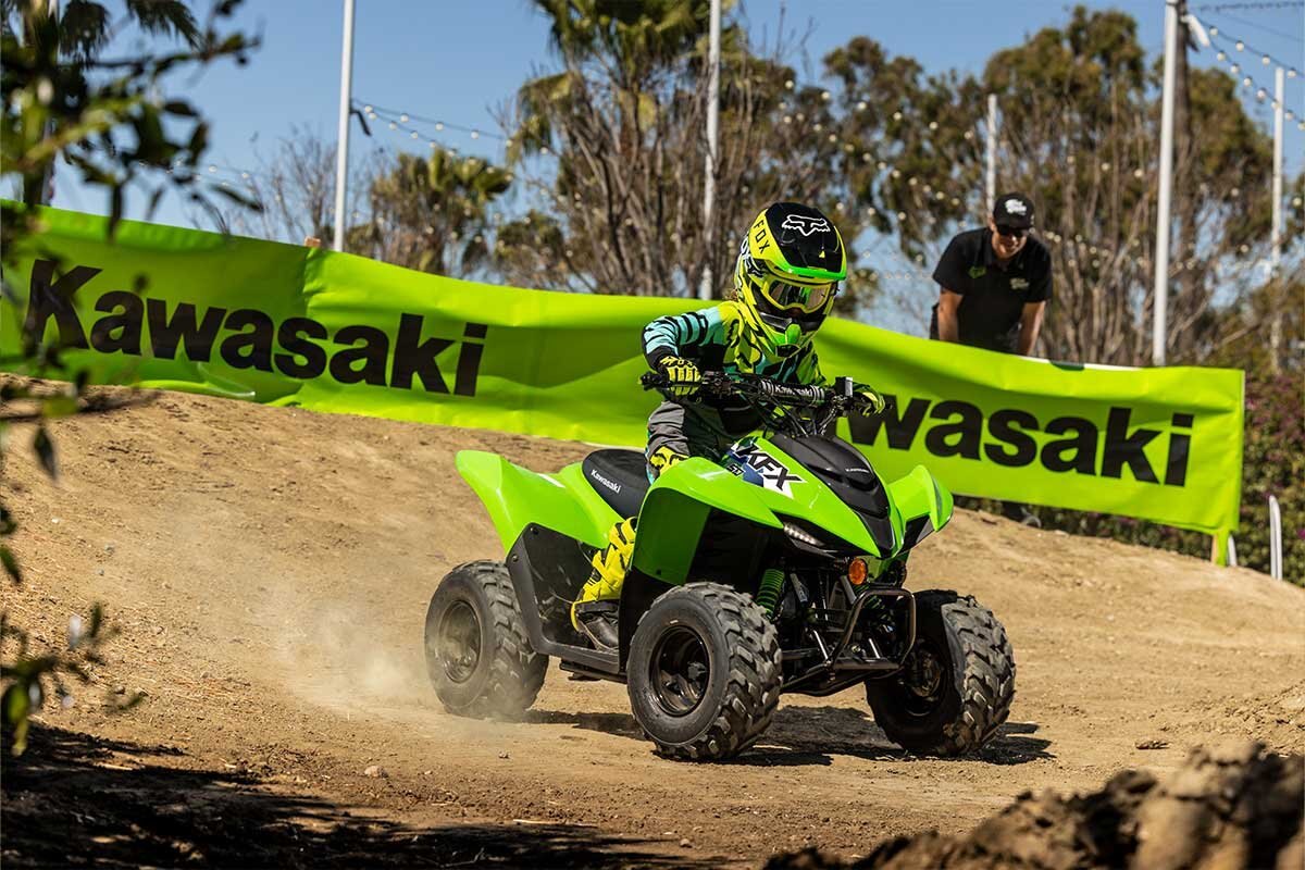 2027 Kawasaki BRUTE FORCE 750 EPS Bright White