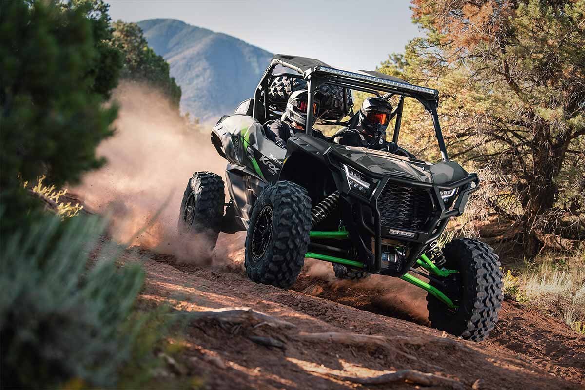 2027 Kawasaki RIDGE HVAC Metallic Bluish Gray / Ebony