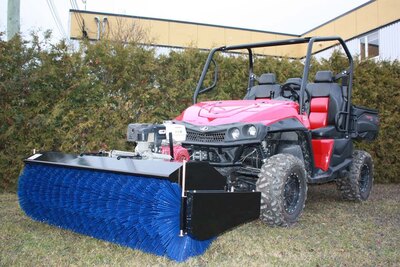 Bercomac 66'' universal rotary broom