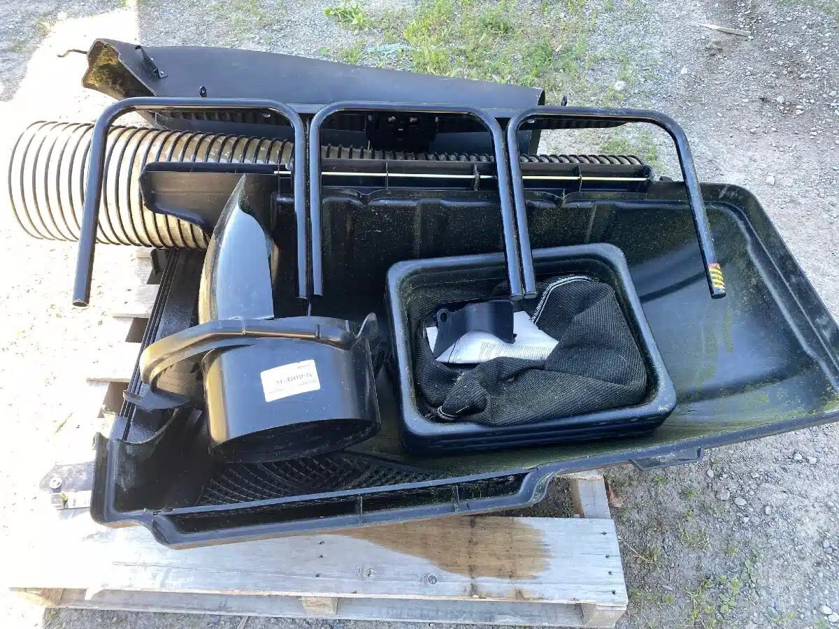 2023 Cub Cadet 19A70056100