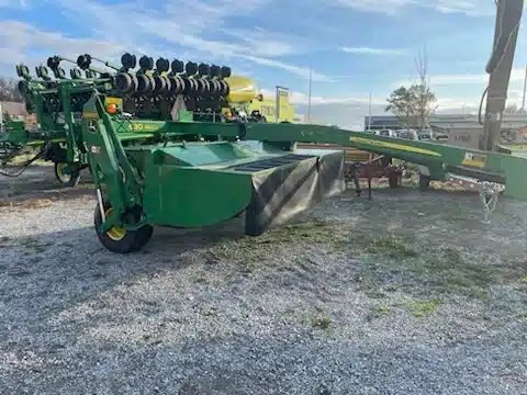 2018 John Deere 630