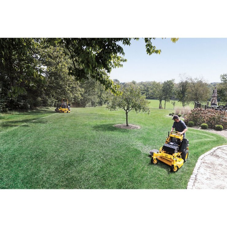 Cub Cadet PRO X 636