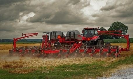 Case IH 2150S Front Fold Trailing
