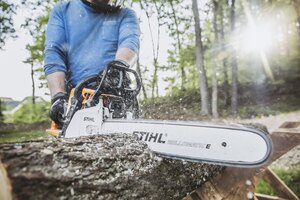 STIHL MS 250 CHAIN SAW 16 11232000867