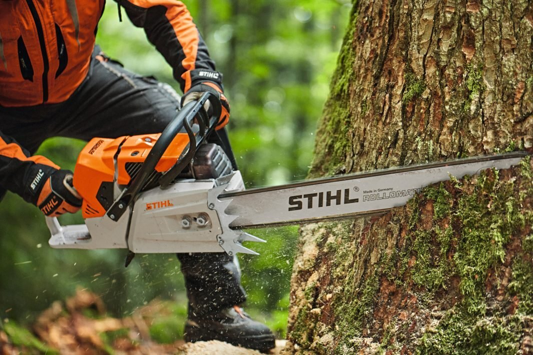 STIHL HS 82 T HEDGE TRIMMER 30 42370112975