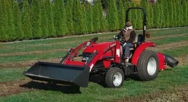 Case IH Farmall 80N