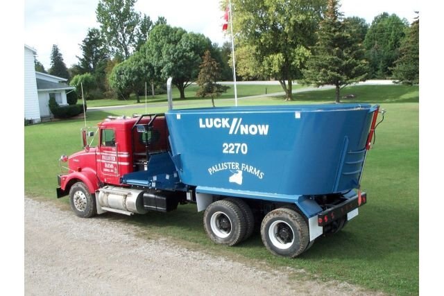 Lucknow Vertical Mixers Truck Mount 2950