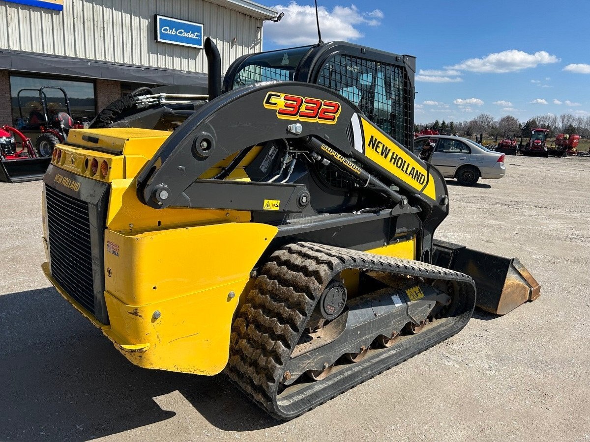 2022 New Holland C332