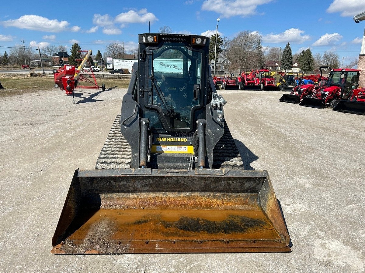 2022 New Holland C332