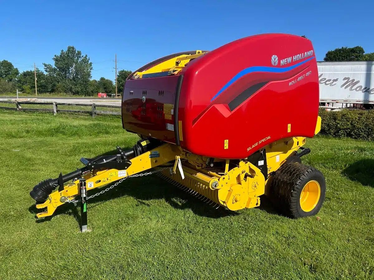 2023 New Holland ROLL-BELT 450