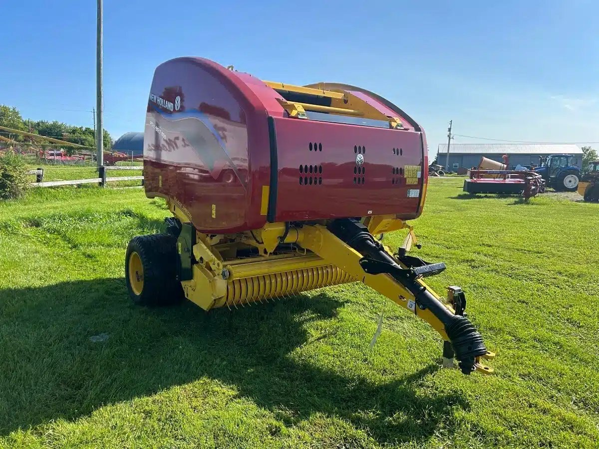 2023 New Holland ROLL BELT 450