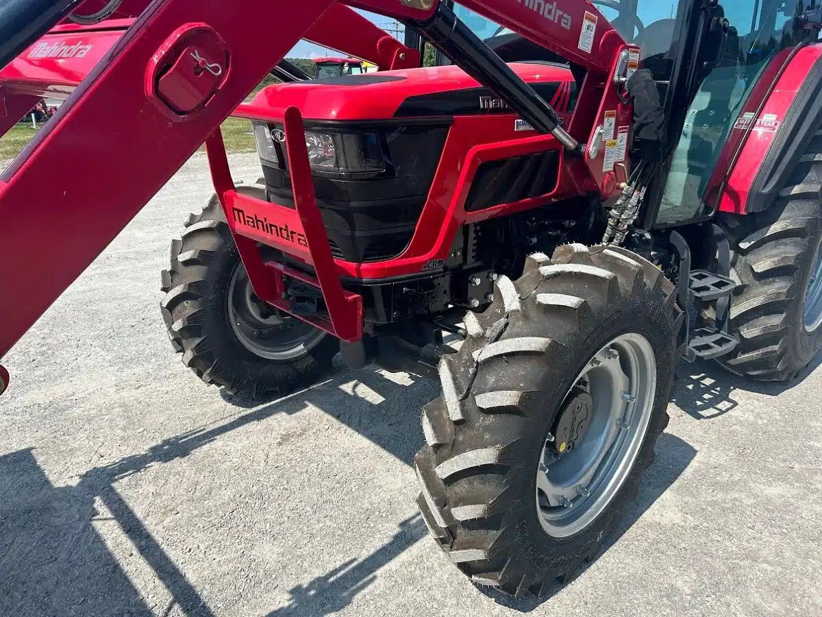 2023 Mahindra 6075