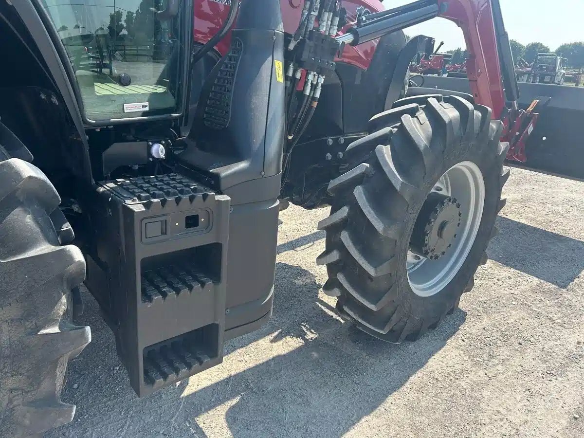 2021 Case IH MAXXUM 125