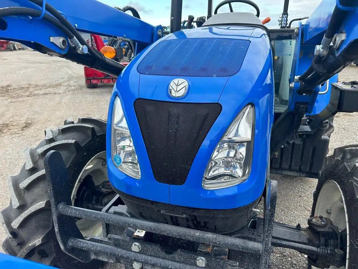 2023 New Holland WORKMASTER 75