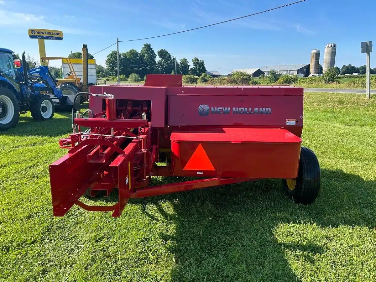 2023 New Holland Hayliner 275 Plus