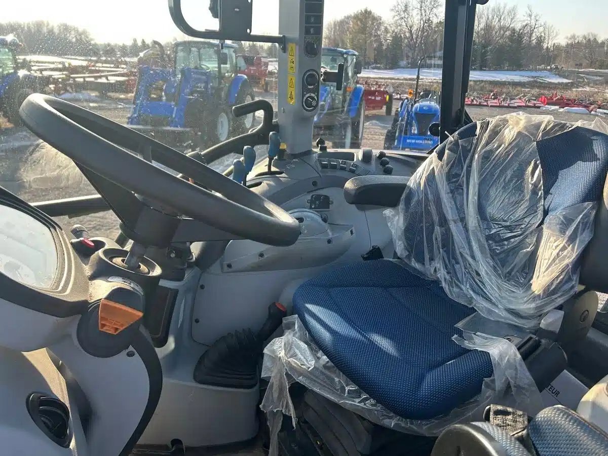 2022 New Holland T5.120