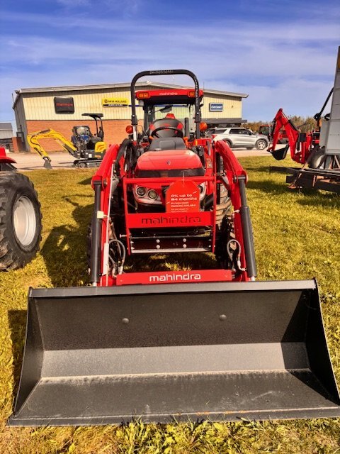 2025 Mahindra 1626 Shuttle w/Loader