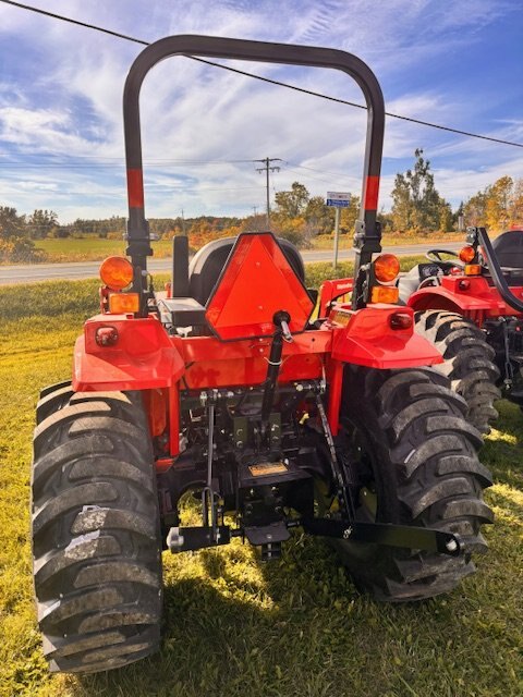 2025 Mahindra 1626 Shuttle w/Loader