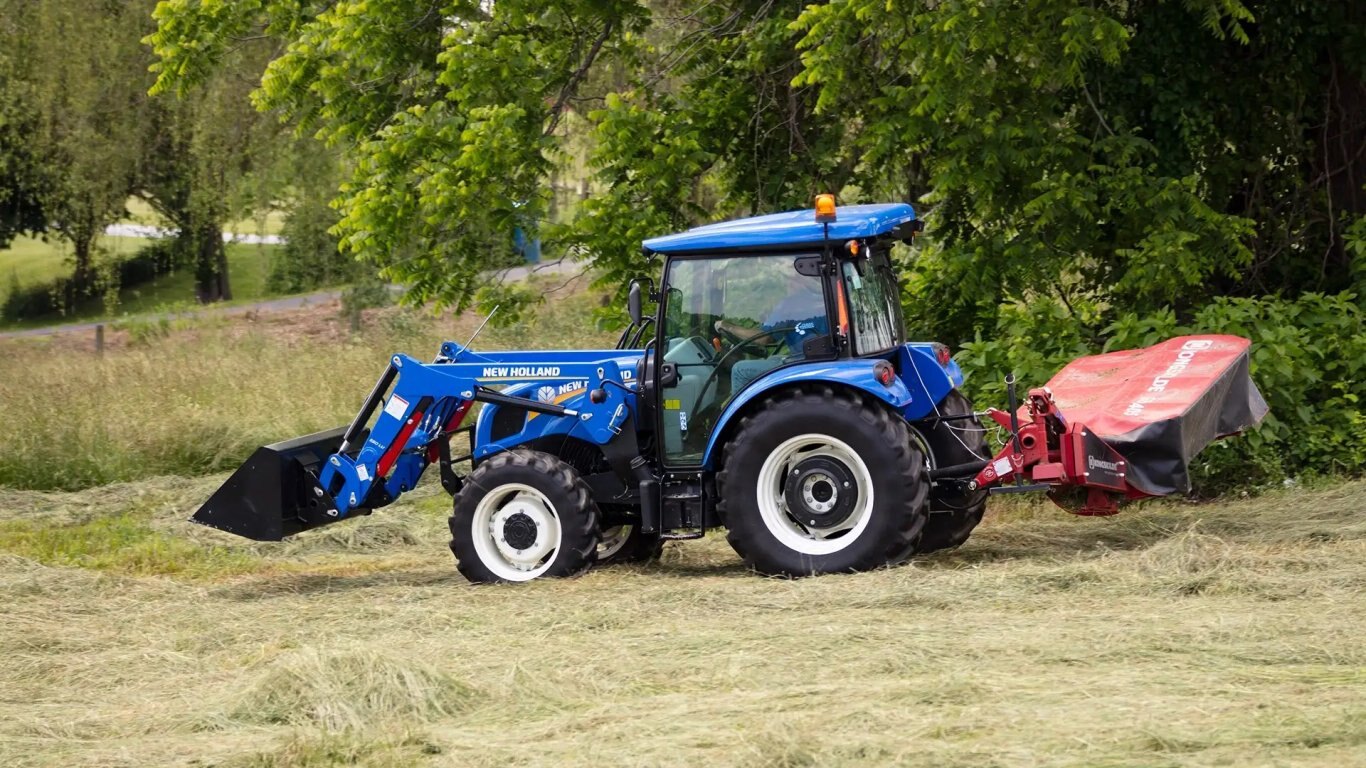 New Holland WORKMASTER™ Series 55
