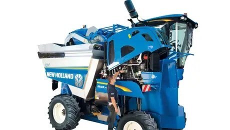 New Holland Braud 9090X Olive Harvester Braud 9090X Olive 2 Hoppers