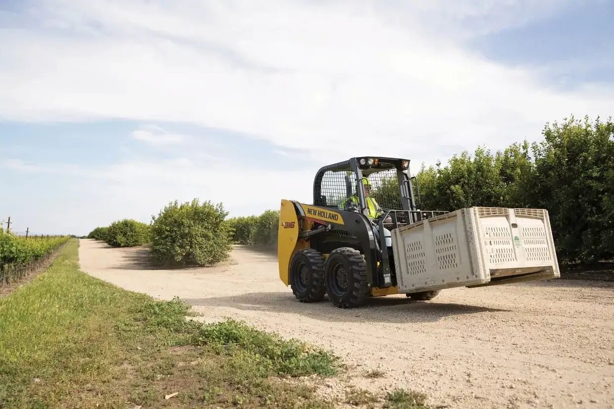 New Holland Skid Steer Loaders L316