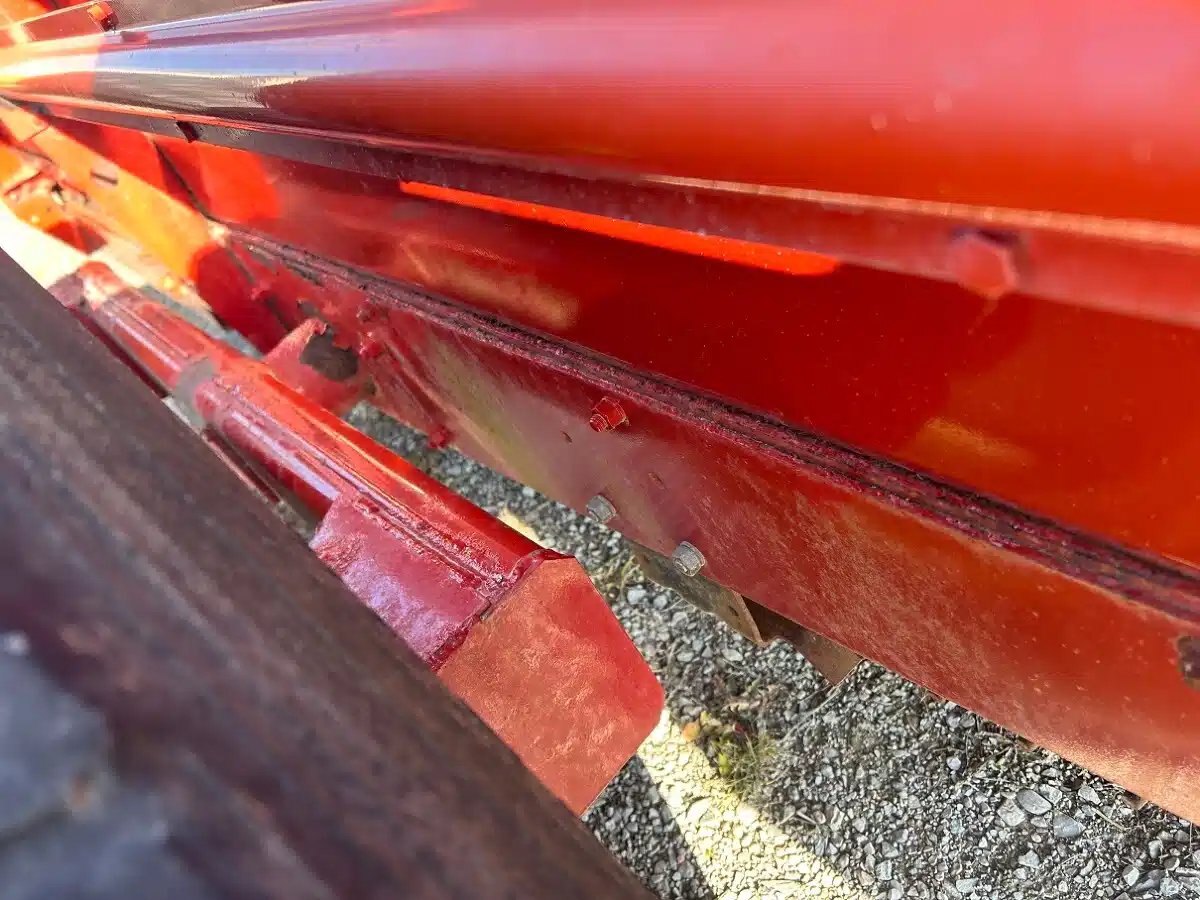 2005 New Holland 185