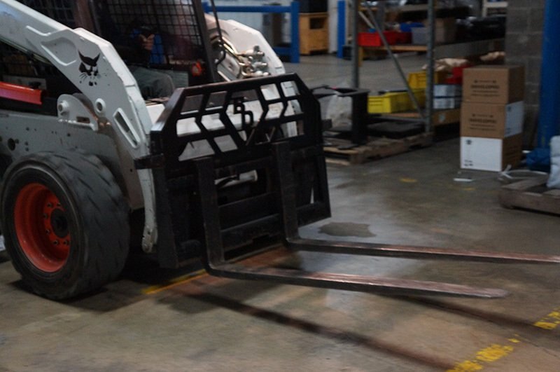 Blue Diamond PALLET FORKS – 4,000 LBS. CAPACITY STANDARD DUTY