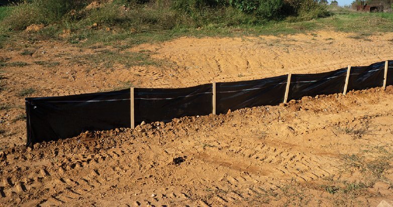 Blue Diamond SILT FENCE INSTALLER