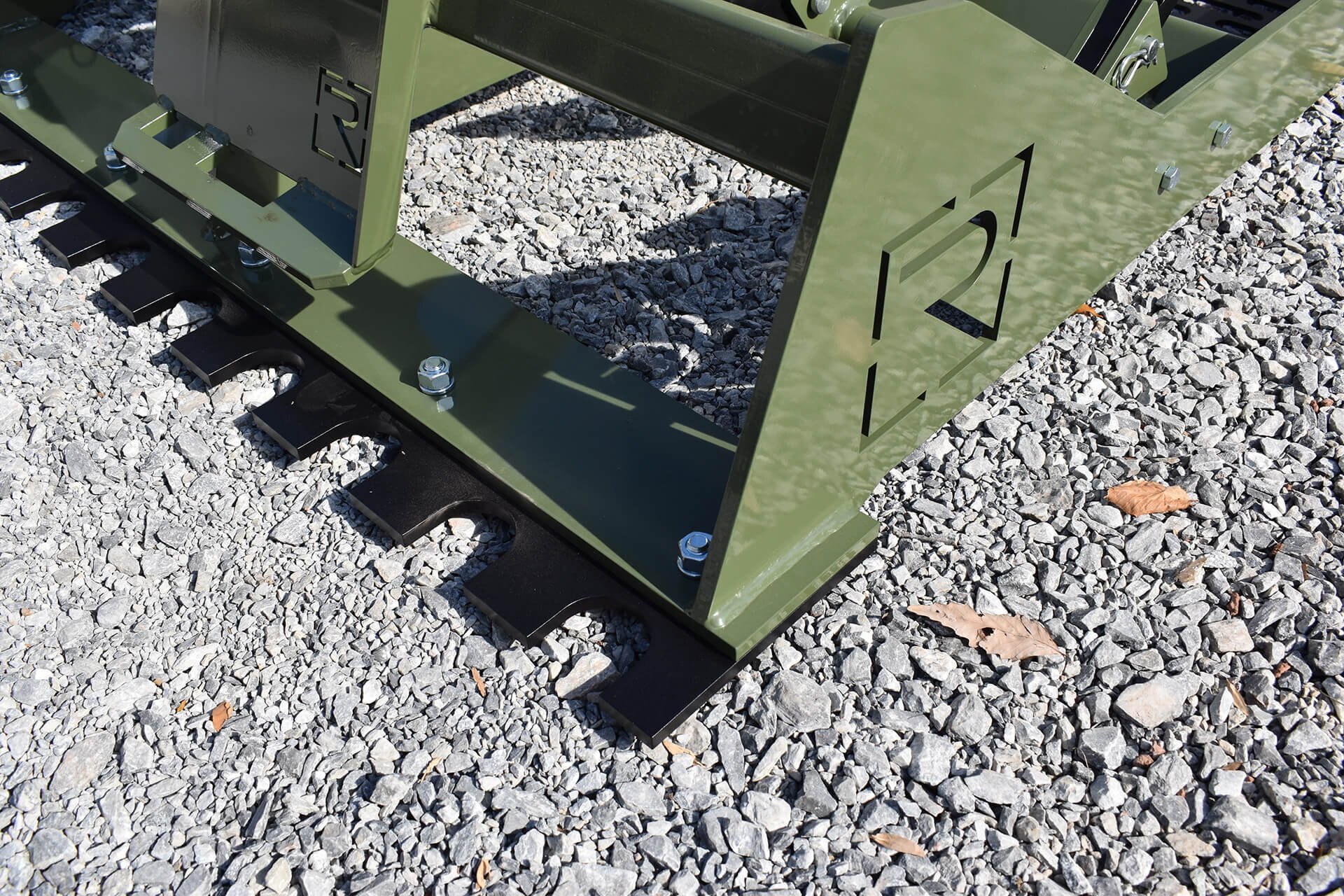 Heavy Duty Land Leveler Roadrunner