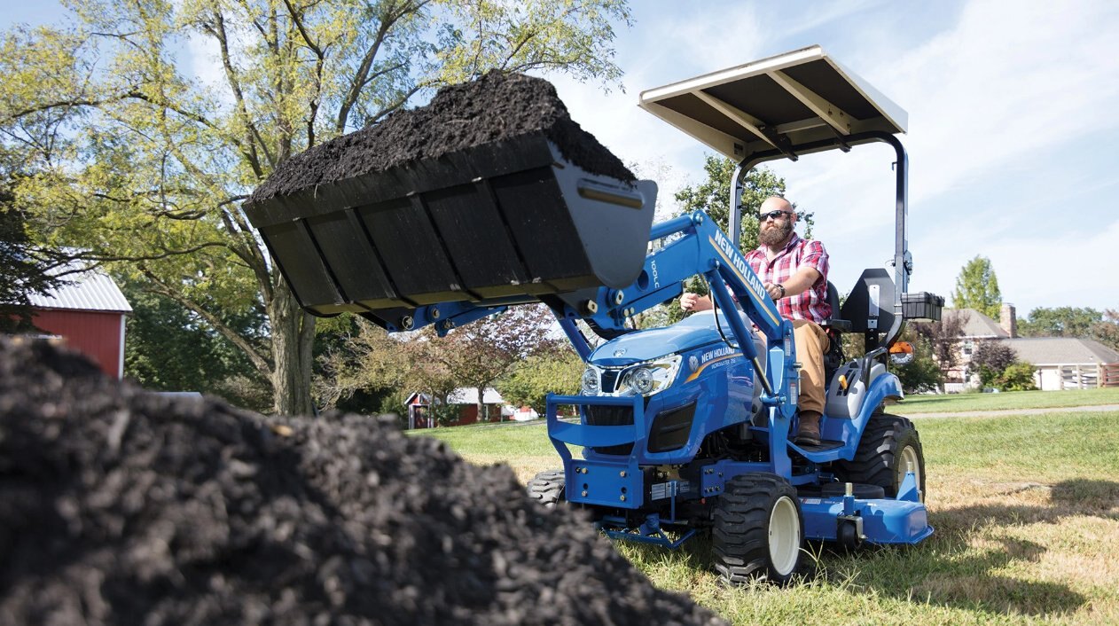 New Holland WORKMASTER™ 25S Sub Compact WORKMASTER™ 25S Open Air + 100LC Loader + 160GMS Mower