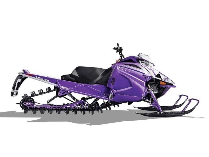 2019 Arctic Cat® M 8000 Mountain Cat 162 ES