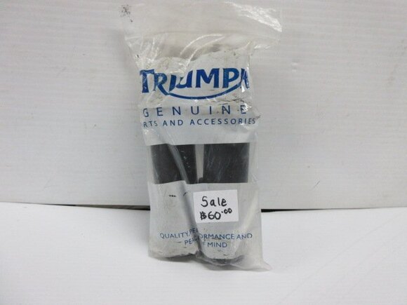 TRIUMPH MOTORCYCLE GRIPS