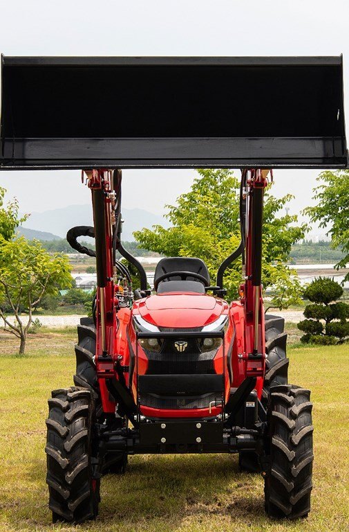 TYM Tractors Series 2 Compact 3015H