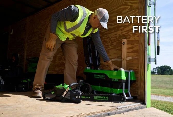 Greenworks 82V 20 3.4kW Chainsaw with 4Ah Battery and Dual Port Charger | 82CS34 4DP