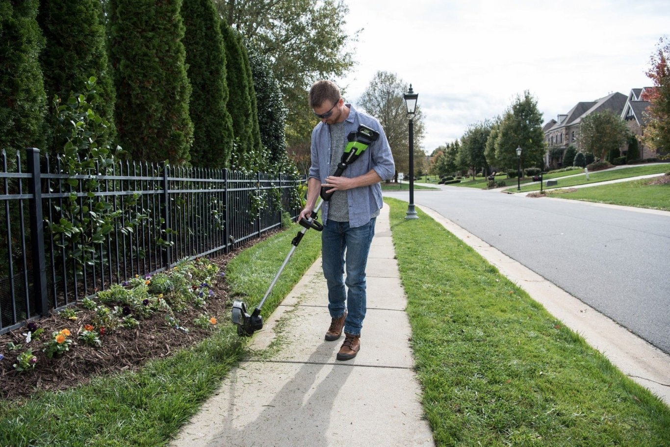 Greenworks 48V/24V Dual Volt 15 String Trimmer with Battery and Charger | 48T15