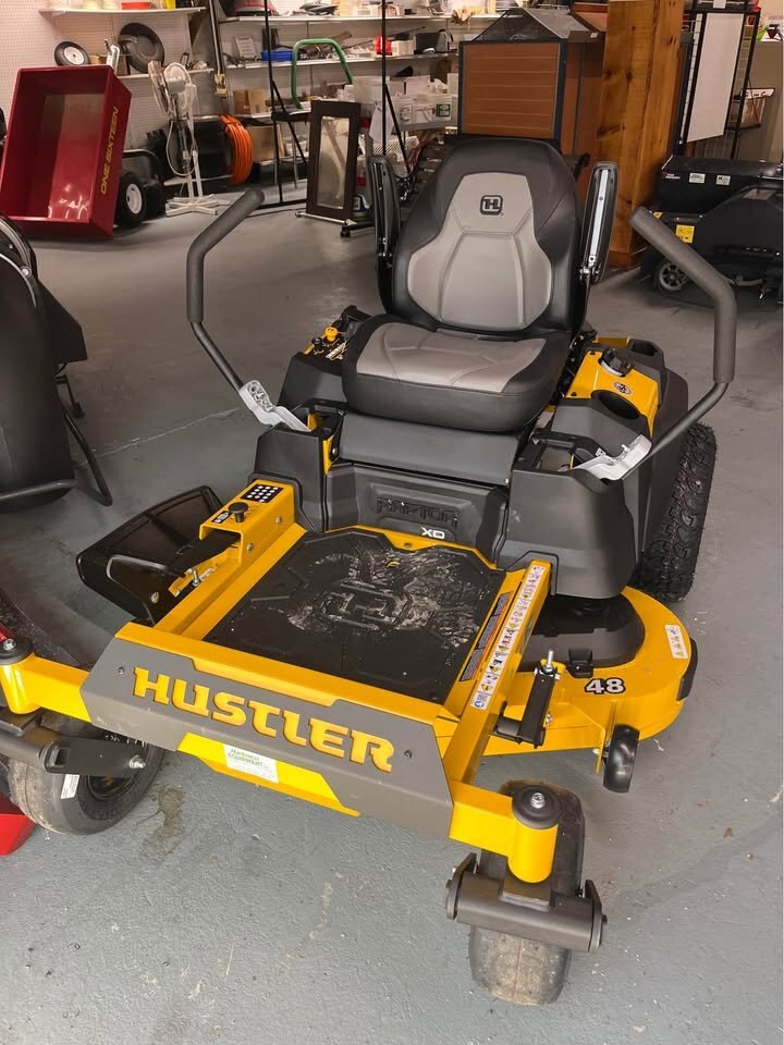 Hustler Zero Turn Raptor XDX