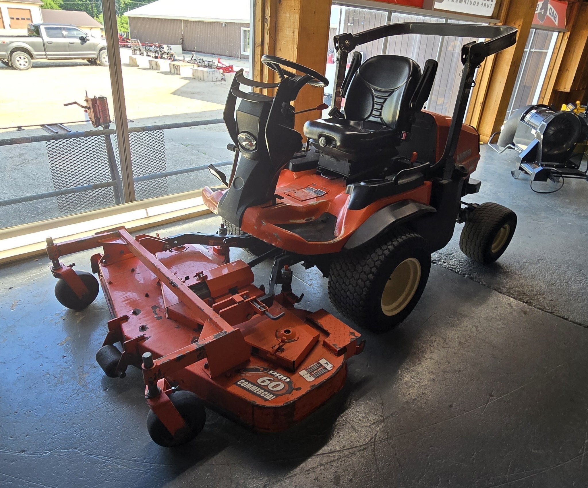 USED GMC 8500