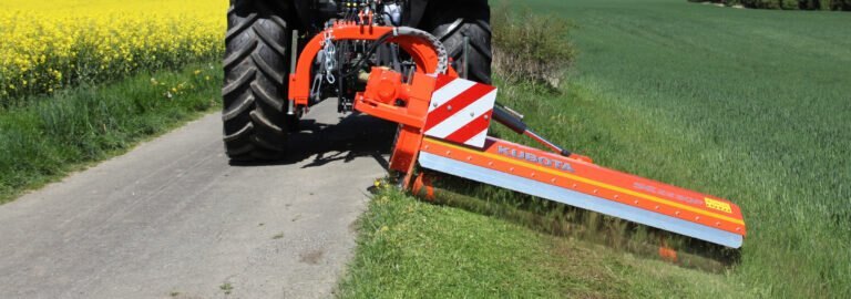 2025 KUBOTA SE2200P